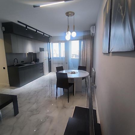 Apartment On Sayat Nova 33 เยเรวาน ภายนอก รูปภาพ